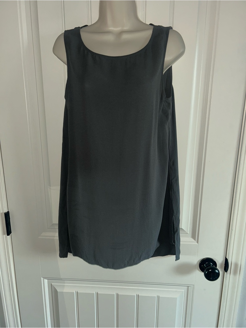 NEW Eileen Fisher Dark Gray Sleeveless Tunic 100% Silk Sz S